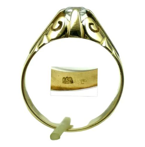 antiguo anillo solitario de oro 18 kt y zafiro blanco antiguo anillo solitario de oro 18 kt y zafiro blanco