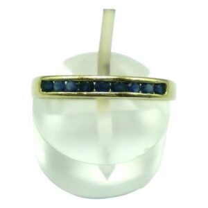 anillo de oro 18 kt medio sin fin de zafiros azules