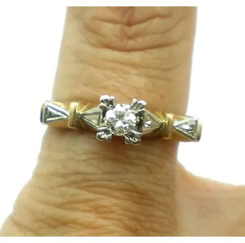 anillo solitario de oro 18 kt platino y brillante anillo solitario de oro 18 kt platino y brillante