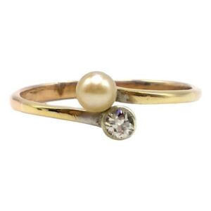 anillo de oro 18 kt brillante y perla natural