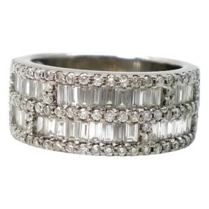 anillo de oro blanco 18 kt y brillantes 4.77 ct
