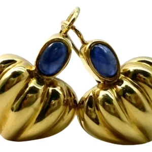 par de aros de oro 18 kt corazon y zafiros azul