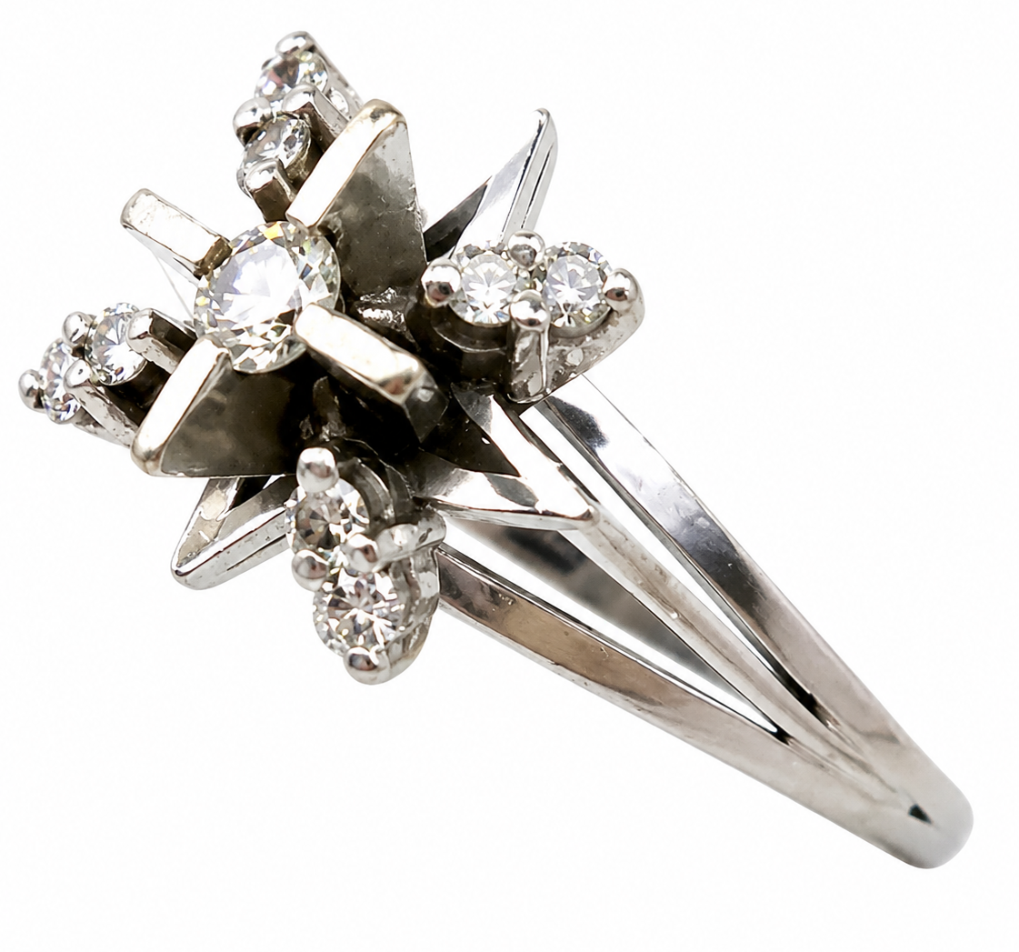 anillo de oro blanco y brillantes anillo de oro blanco y brillantes
